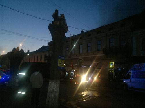 Foto: Incendiu magazin Sighet (c) eMM.ro